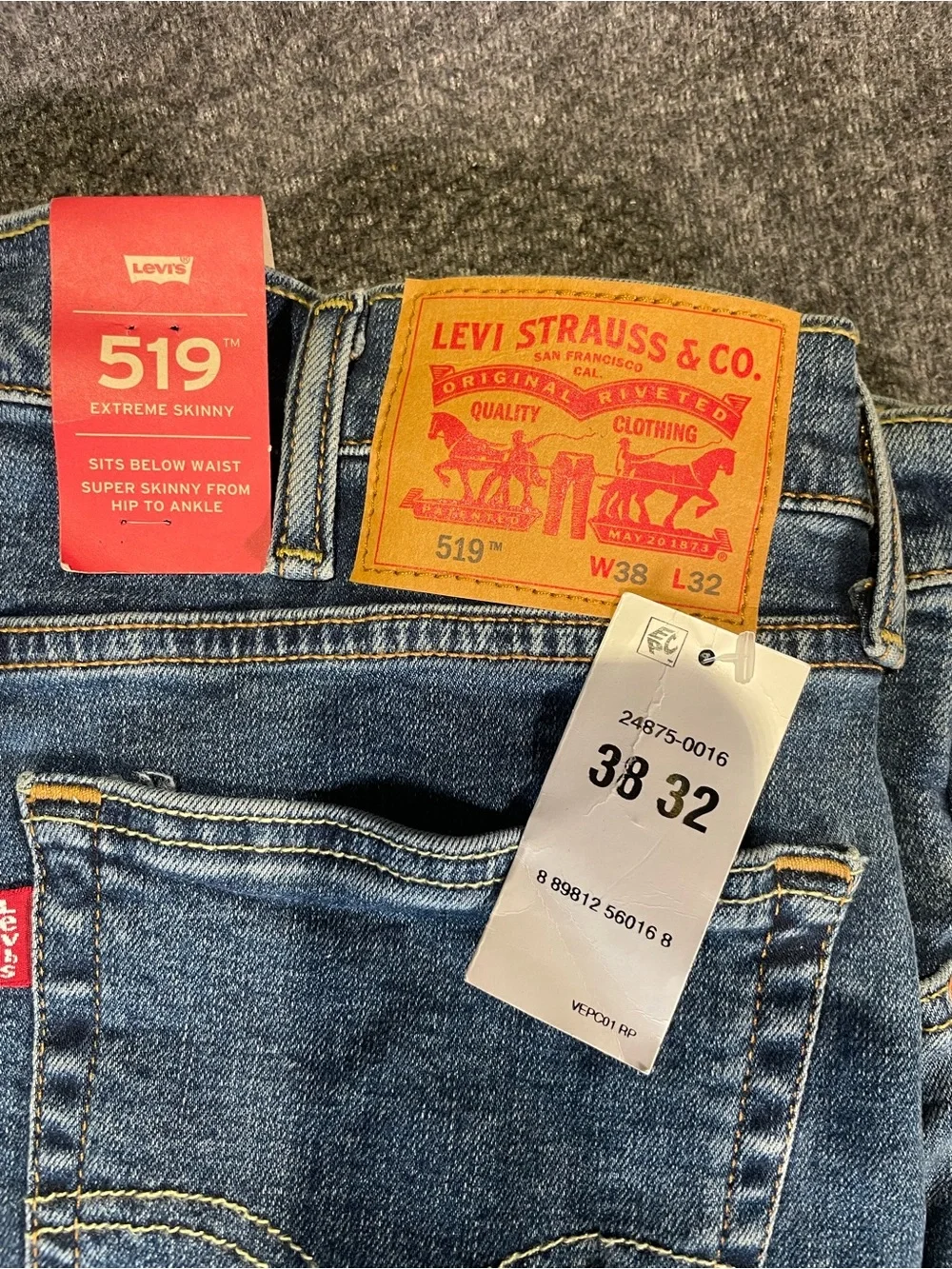 Levis 519 Extreme Skinny Jeans Mens 38x32 Stretch Fit NEW NWT